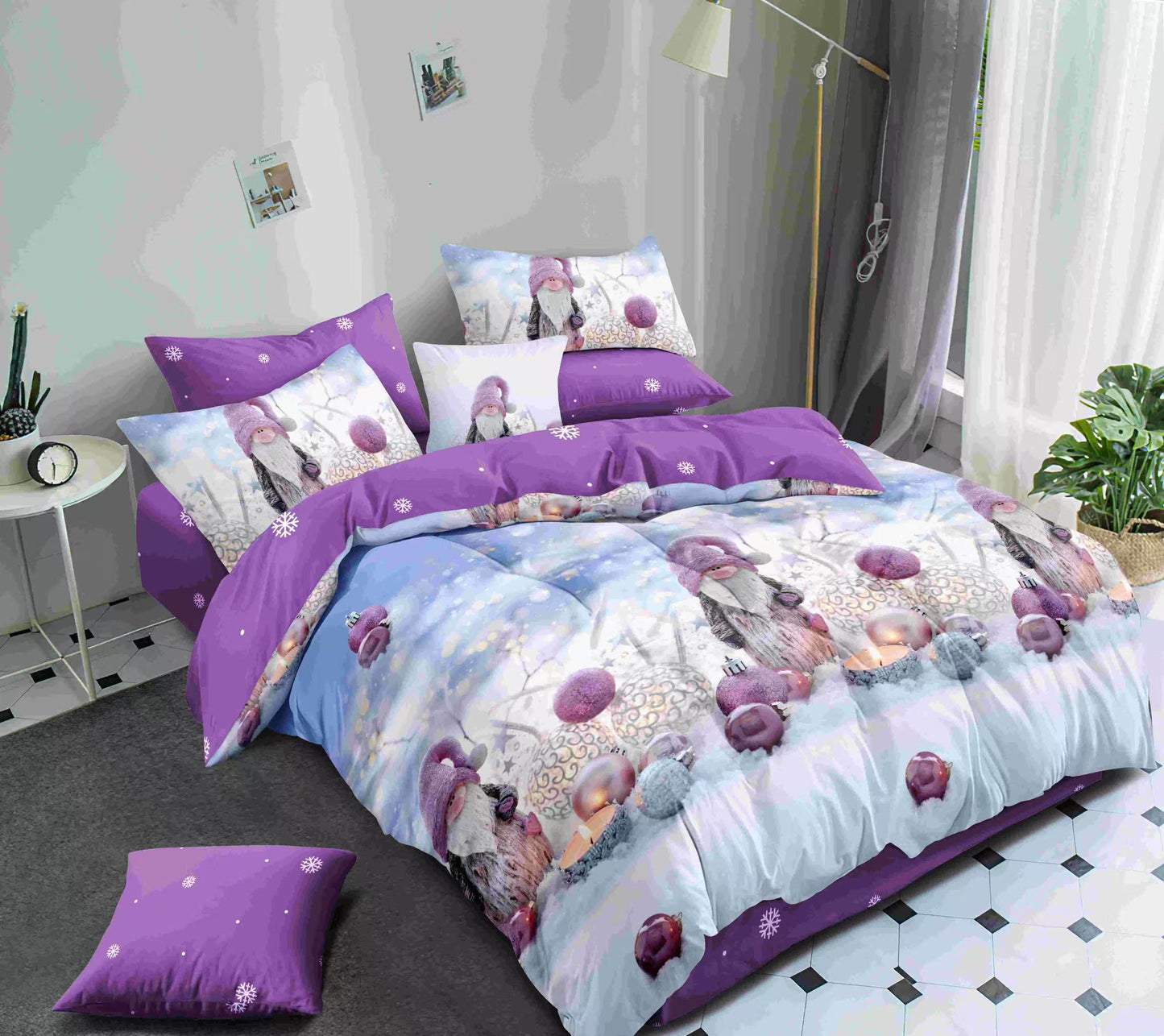 KOMPLET BOŽIĆNA POSTELJINA MAXI- komplet sadrži 1kom  navlaka za poplun 200x220+2jastučnice 60x80+2jastučnice 50x50+ 1plahtu ravnu 220x240