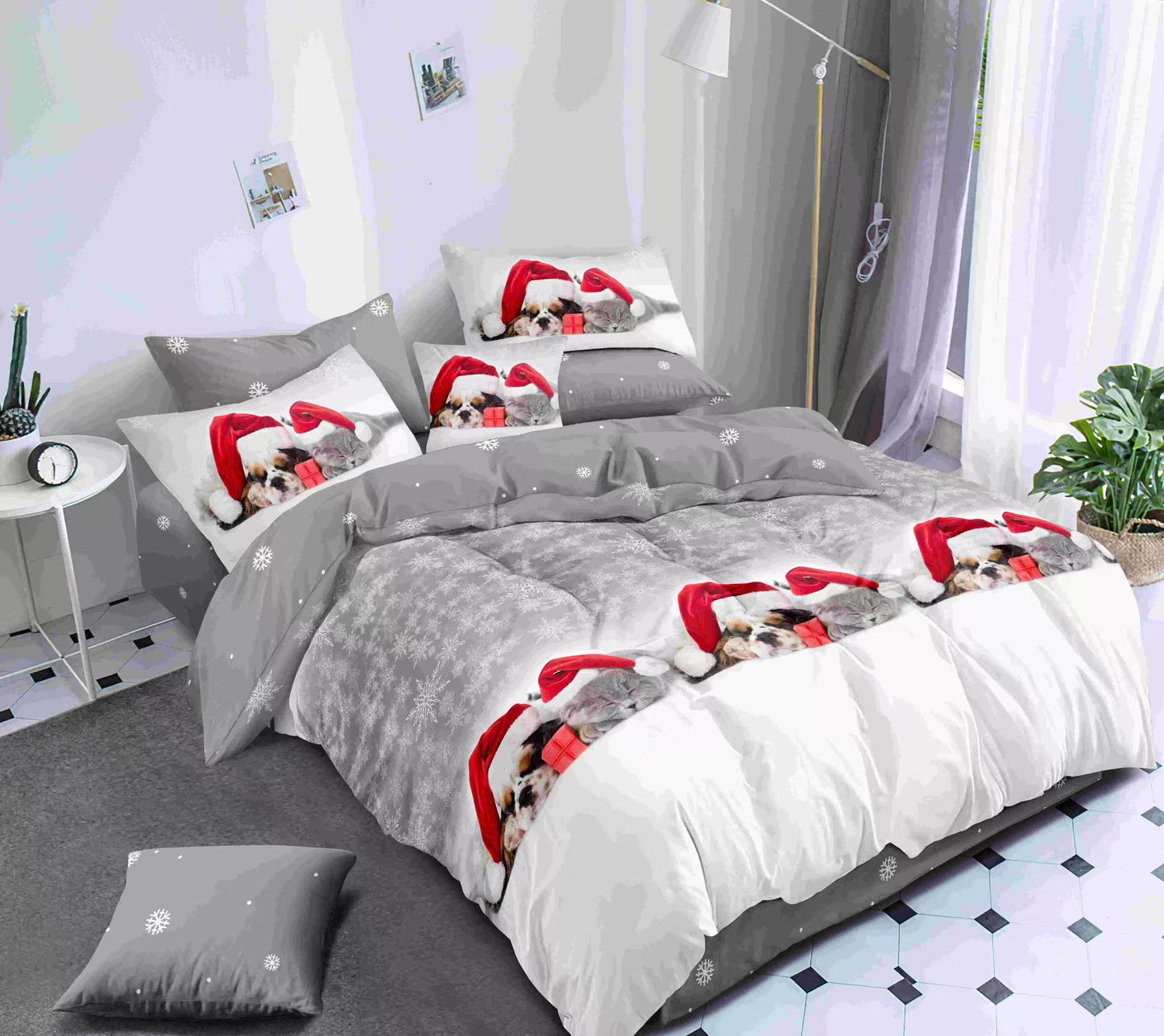 KOMPLET BOŽIĆNA POSTELJINA MAXI- komplet sadrži 1kom  navlaka za poplun 200x220+2jastučnice 60x80+2jastučnice 50x50+ 1plahtu ravnu 220x240